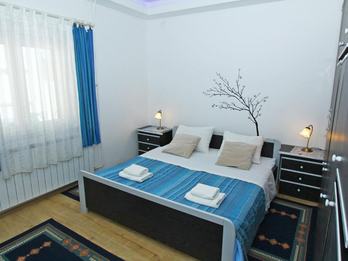 Holiday Home Mihovilka Sveti Filip i Jakov Dış mekan fotoğraf